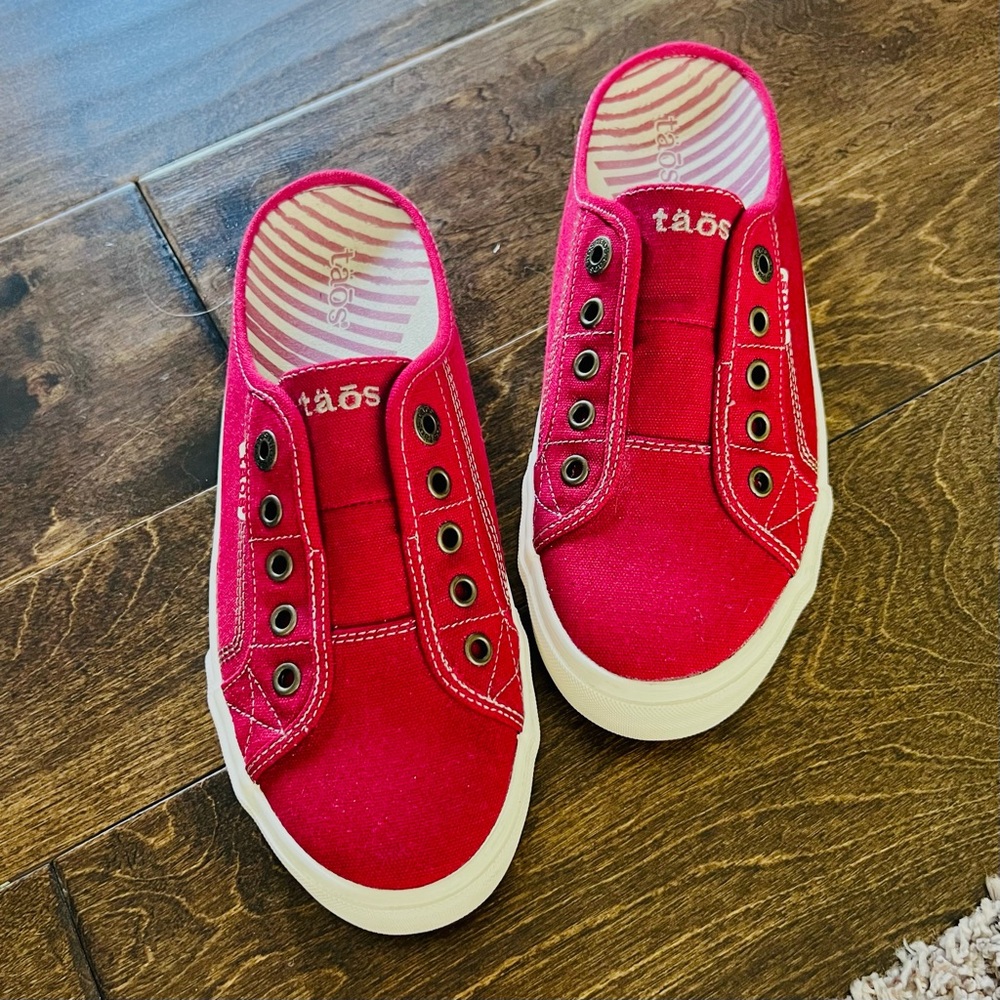 Taos Footwear Ez Soul Red Canvas Slip-On Sneakers